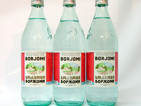 Боржоми. Фото www.russianhome.com (с) Боржоми. Фото www.russianhome.com (с)