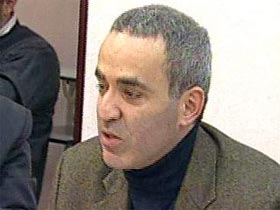 Гарри Каспаров. Кадр телекомпании "Эхо" Гарри Каспаров. Кадр телекомпании "Эхо"