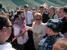 Пономарев и Матвиенко. Фото с сайта pics.livejournal.com Пономарев и Матвиенко. Фото с сайта pics.livejournal.com