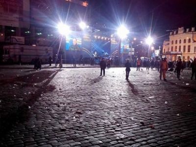 Разбежавшийся Антимайдан. Фото из блога avmalgin.livejournal.com Разбежавшийся Антимайдан. Фото из блога avmalgin.livejournal.com