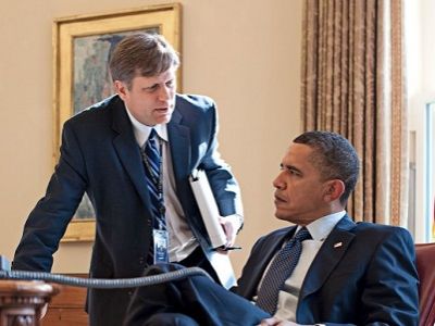 М.Макфол и Б.Обама. Источник - theins.ru/politika/15326 М.Макфол и Б.Обама. Источник - theins.ru/politika/15326