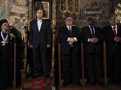 Путин в храме на Афоне. Публикуется в www.facebook.com/profile.php?id=100004294832487 Путин в храме на Афоне. Публикуется в www.facebook.com/profile.php?id=100004294832487