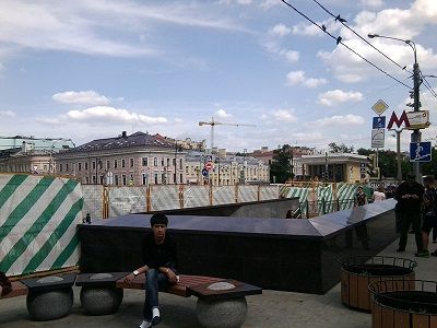 Перекопанный район станции "Чистые пруда". Фото Елены Яровой Перекопанный район станции "Чистые пруда". Фото Елены Яровой