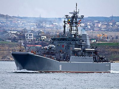 Десантный корабль "Цезарь Куников". Фото: aquatek-filips.livejournal.com Десантный корабль "Цезарь Куников". Фото: aquatek-filips.livejournal.com