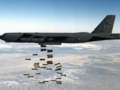 Ядерный бомбардировщик B-52; Фото: bastion-karpenko.ru