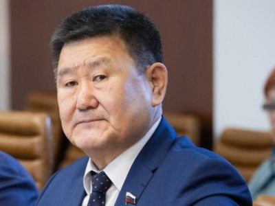 Сенатор Вячеслав Мархаев. Фото: bbc.com Сенатор Вячеслав Мархаев. Фото: bbc.com