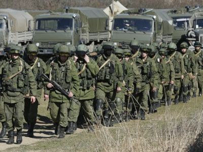 Российские военные в Крыму Фото: 5 канал Российские военные в Крыму Фото: 5 канал