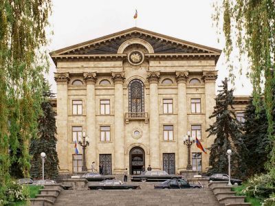 Здание парламента Армении. Фото: ТАСС Здание парламента Армении. Фото: ТАСС