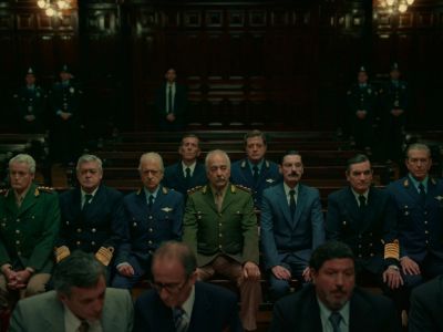 Члены аргентинской хунты на процессе, кадр из фильма "Аргентина. 1985": avatars.dzeninfra.ru Члены аргентинской хунты на процессе, кадр из фильма "Аргентина. 1985": avatars.dzeninfra.ru