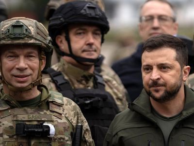 Александр Сырский и Владимир Зеленский. Фото: dnr-news.ru Александр Сырский и Владимир Зеленский. Фото: dnr-news.ru